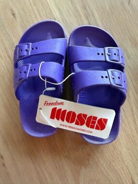 NWT Freedom Moses Purple Slide Sandals for Kids